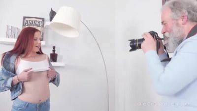 Tiffani Love: Grey-Haired Photographer's Seduction of the Brunette for Facial on girlfriendsporn.one